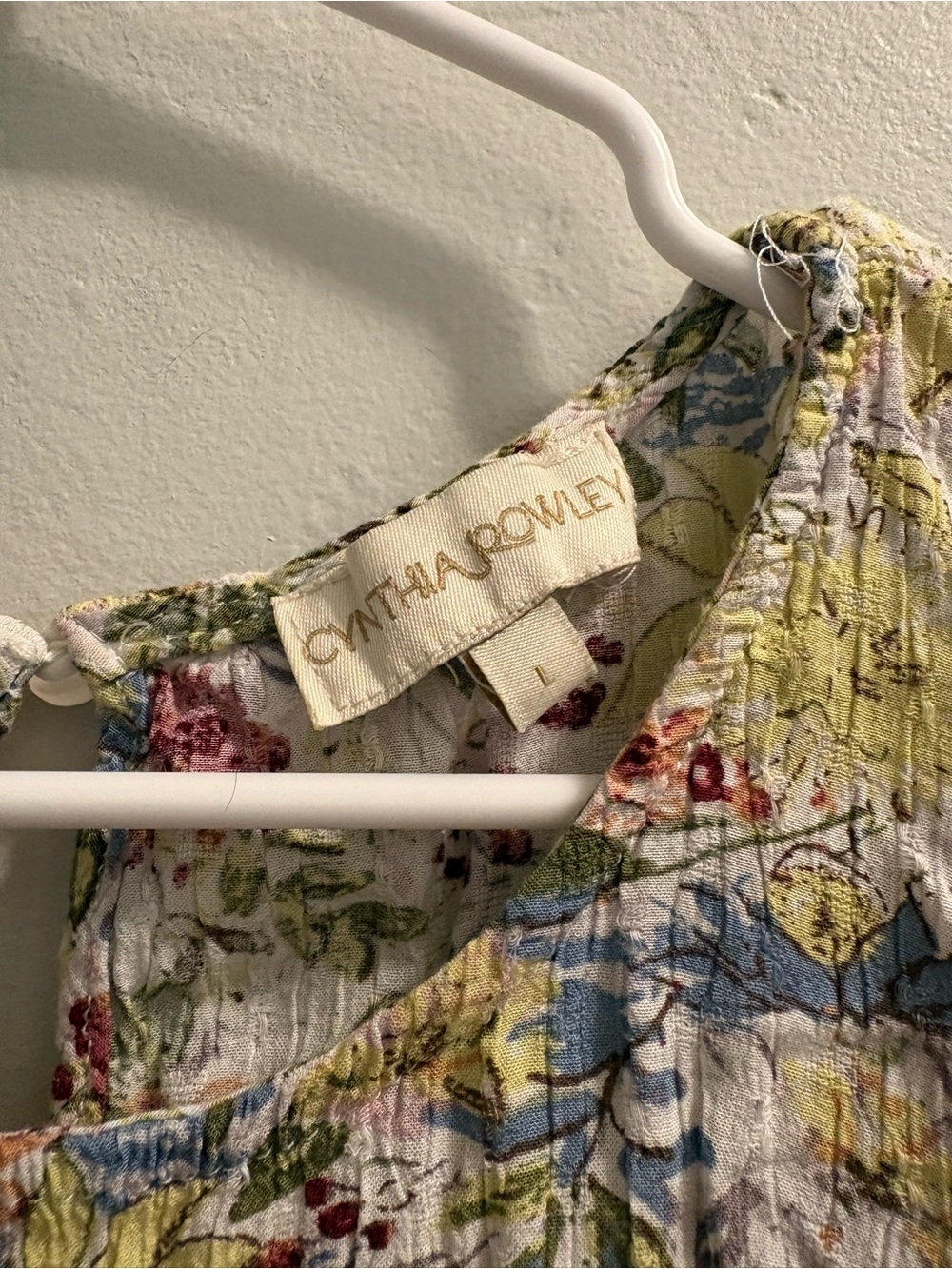 Lightweight Floral Short-Sleeve Top - Picture 4 of 6